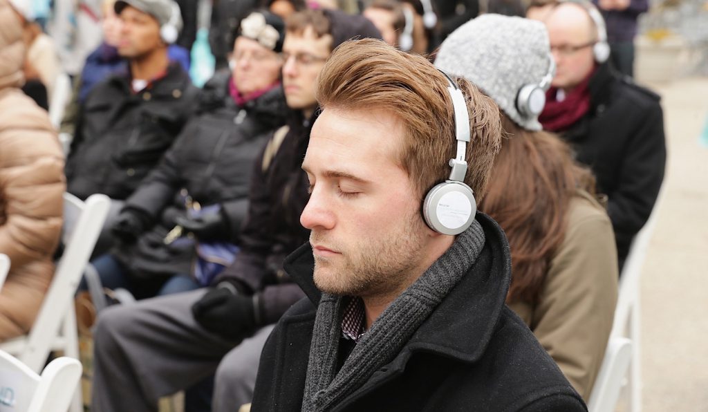 טרנד המדיטציה במקומות העבודה﻿  |  ﻿Neilson_Barnard_Getty_Images﻿