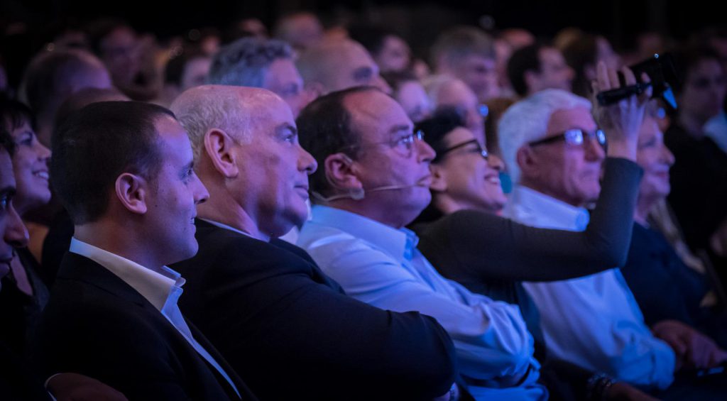 אירוע Think for a Change