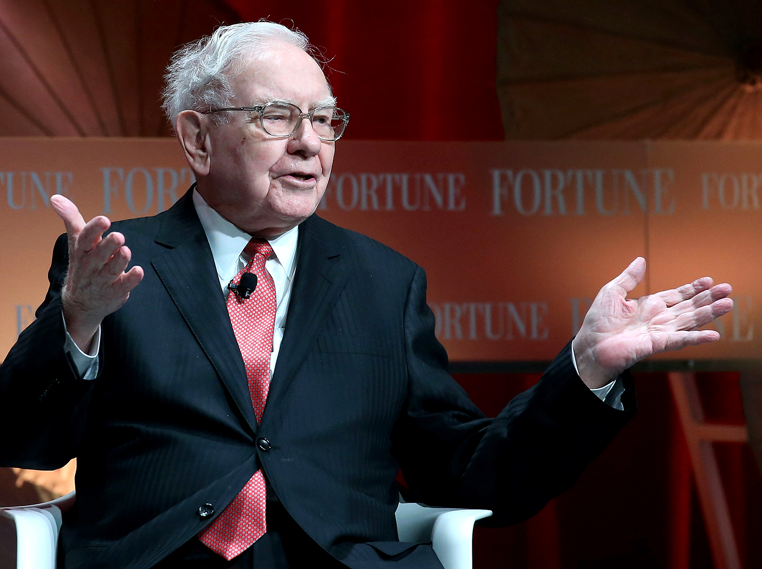 WASHINGTON, DC - OCTOBER 13:  Warren Buffett, chairman and CEO of Berkshire Hathaway, speaks during the Fortune summit on "The Most Powerful Women" at the Mandarin Hotel October 13, 2015 in Washington, DC. Each year Fortune compiles a list of the countries most power women that spans industries as diverse as finance, retail, and entertainment.  (Photo by Mark Wilson/Getty Images)