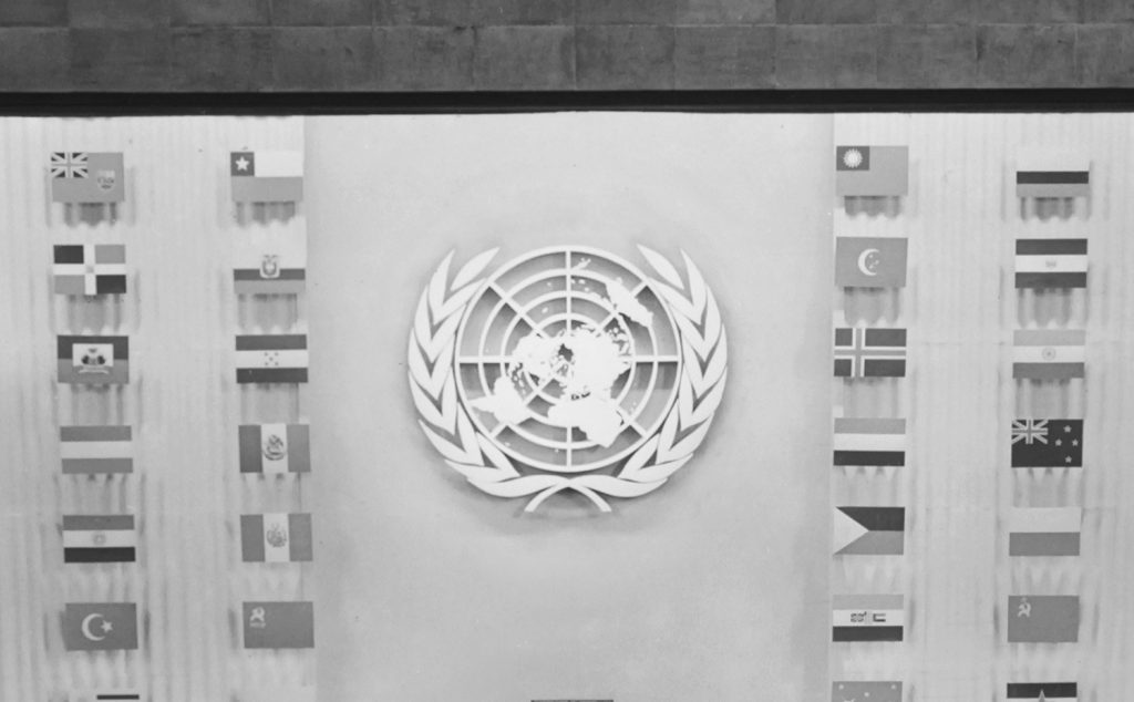 Le président du Conseil Vincent Auriol prononce le discours d'ouverture de la troisième assemblée des Nations-Unies le 22 septembre 1948 au Palais de Chaillot, à Paris. L'Assemblée générale de l'ONU s'est ouverte le 21 septembre 1948 et s'est achevée le 10 décembre après avoir adopté à l'unanimité, mais avec l'abstention du bloc soviétique, la Déclaration universelle des Droits de l'homme.
French President of Council Vincent Auriol pronounces a speech during the opening ceremony of the third United Nations Assembly at the close of which, on December 10, 1948, was adopted the Universal Declaration of Human Rights at the Palais de Chaillot in Paris.        (Photo credit should read STRINGER/AFP/Getty Images)
