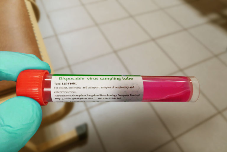 המטושים הפגומים, תוצרת החברה הסינית