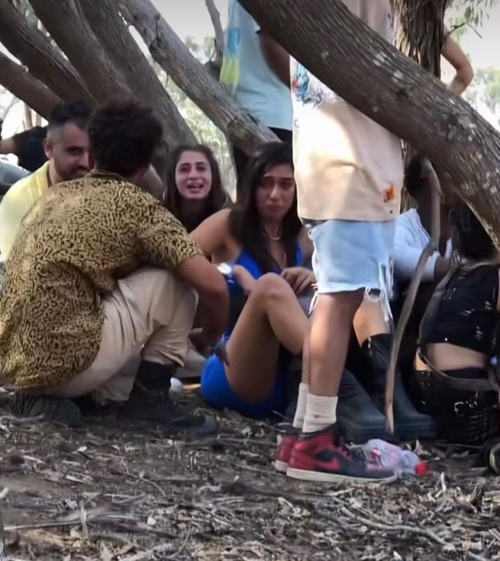 "פה היינו בקרחת יער מנסים לדבר עם הכוחות ביטחון שיבואו לחלץ אותנו" | צילום: שיר יעקב