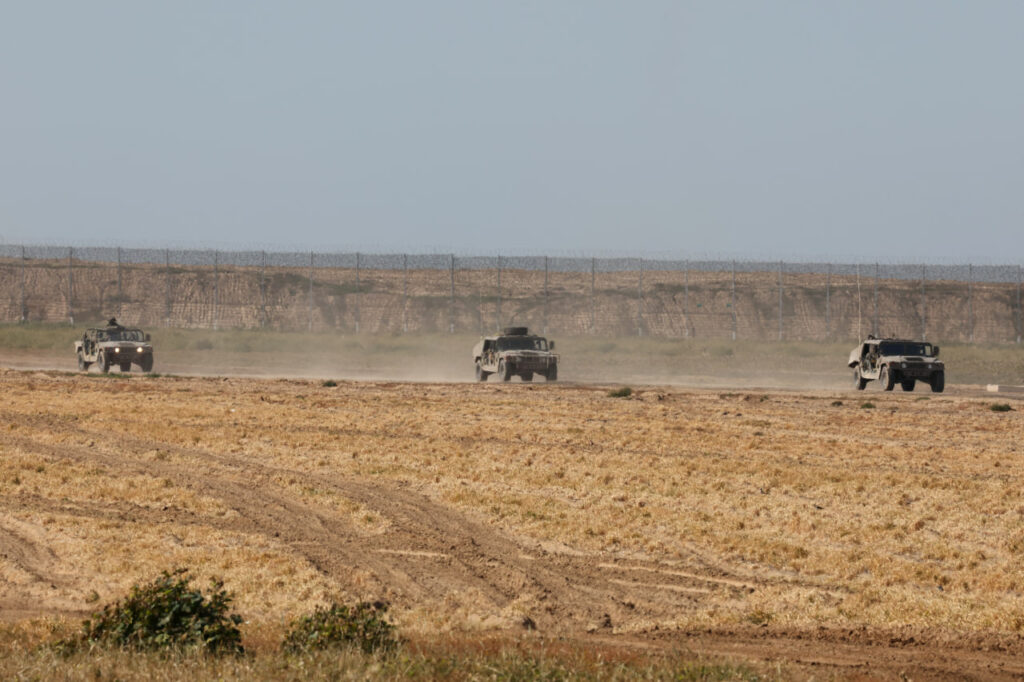 כוחות צה"ל מפטרלים באזור הגבול עם רצועת עזה, 25 בינואר 2024 | צילום: JACK GUEZ/AFP via Getty Images