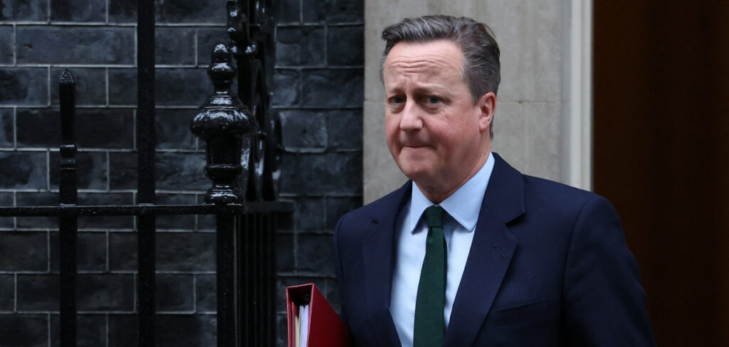 שר החוץ של בריטניה, דיוויד קמרון, 23 בנואר 2024 | צילום: DANIEL LEAL/AFP via Getty Images