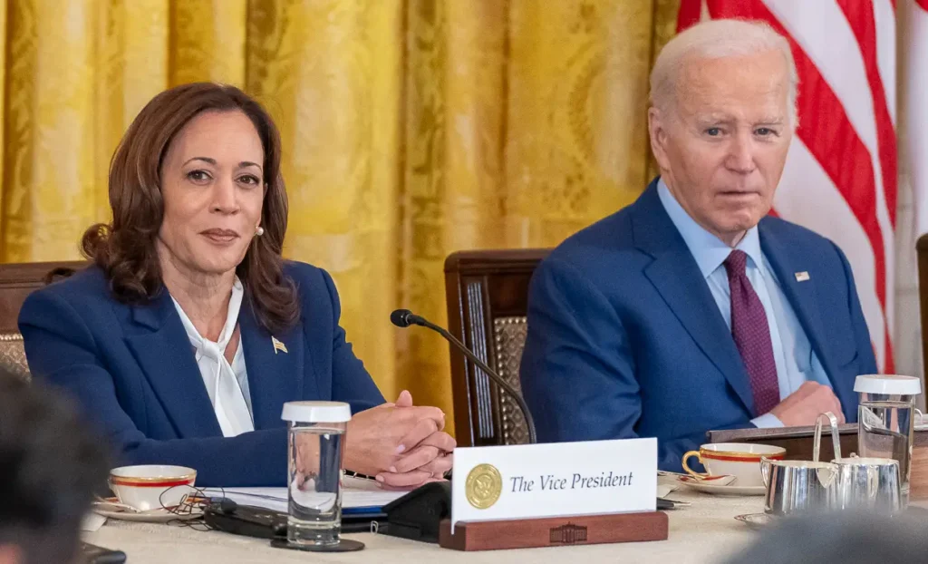 נשיא ארה"ב ג'ו ביידן וסגנית נשיא ארה"ב קמלה האריס