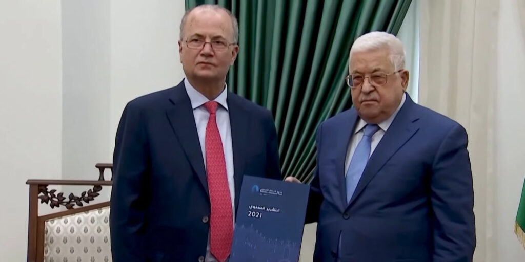 יו"ר הרש"פ מחמוד עבאס וראש הממשלה הפלסטיני, ד"ר מוחמד מוסטפא