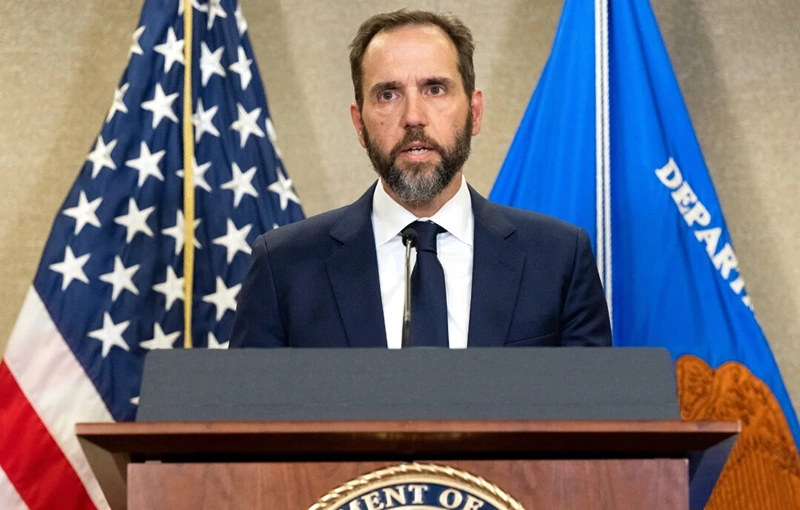 התובע המיוחד לשעבר של משרד המשפטים, ג'ק סמית’, 1 באוגוסט 2023