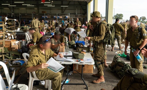 גיוס חיילי מילואים במהלך מלחמת ׳חרבות ברזל׳