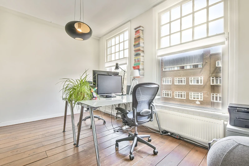 השוק הנדל”ני בישראל עובר מהפכה של ממש בשנים האחרונות, כאשר אזורי העסקים המרכזיים מתרחבים מעבר לגבולות המסורתיים. בתוך מגמה זו, משרדים להשכרה ברמת גן הפכו לאחת האפשרויות המבוקשות ביותר עבור עסקים בכל הגדלים - מסטארטאפים צעירים ועד חברות מבוססות המחפשות להתרחב או לשנות מיקום. רמת גן, הממוקמת בסמיכות