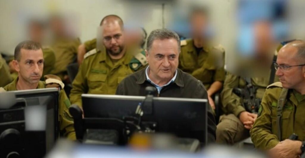 שר הביטחון, ישראל כ"ץ, בעת הביקור באוגדה 162