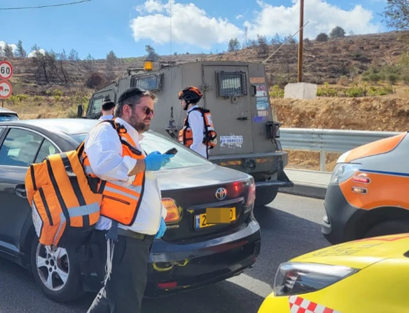 כוחות ההצלה בזירת הפיגוע בגוש עציון