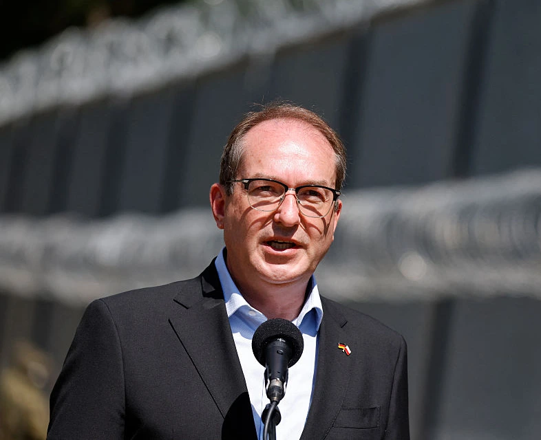 שר הפנים הגרמני, אלכסנדר דוברינדט, 21 ביולי 2025