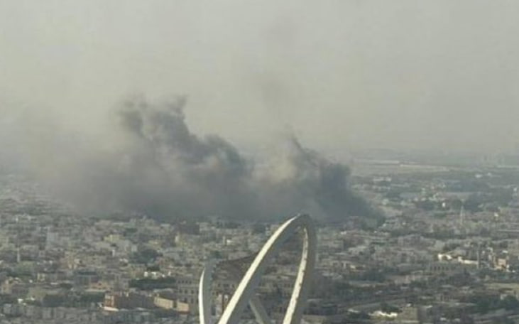 עשן עולה מאתר התקיפה בקטאר | צילום מסך