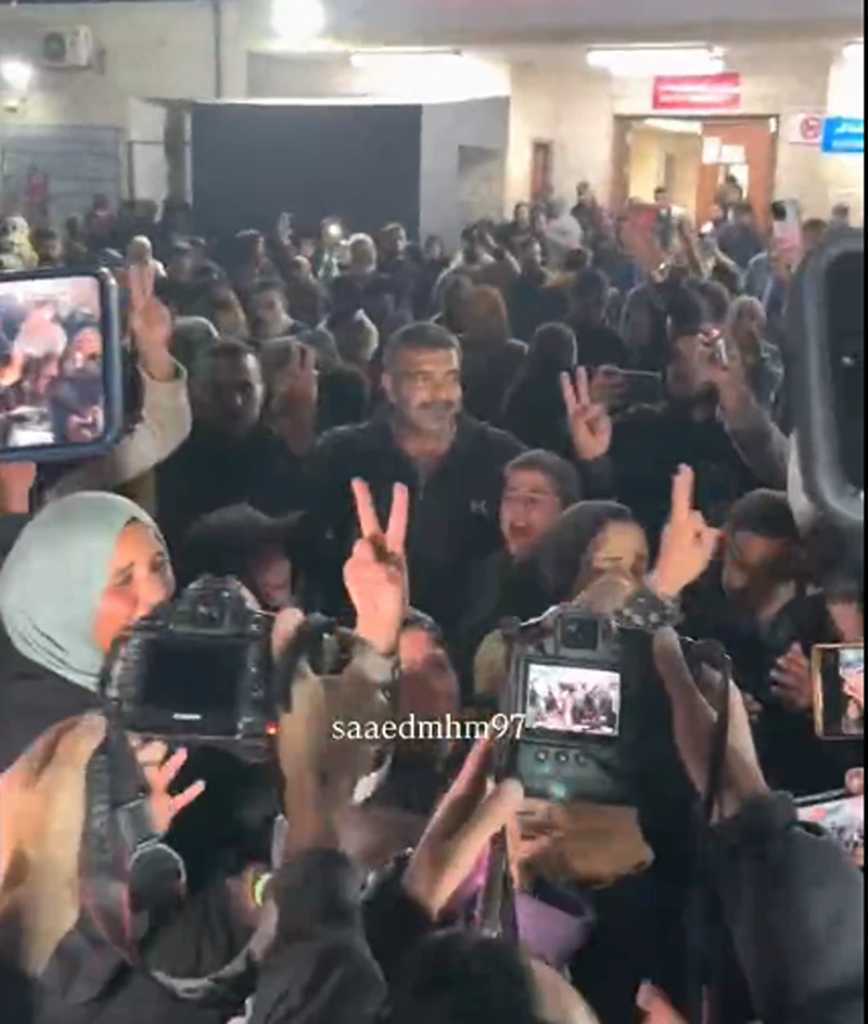 תושבים בעזה חוגגים בעקבות השגת ההסכם