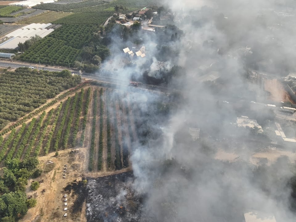תיעוד מהשריפה בעין ורד