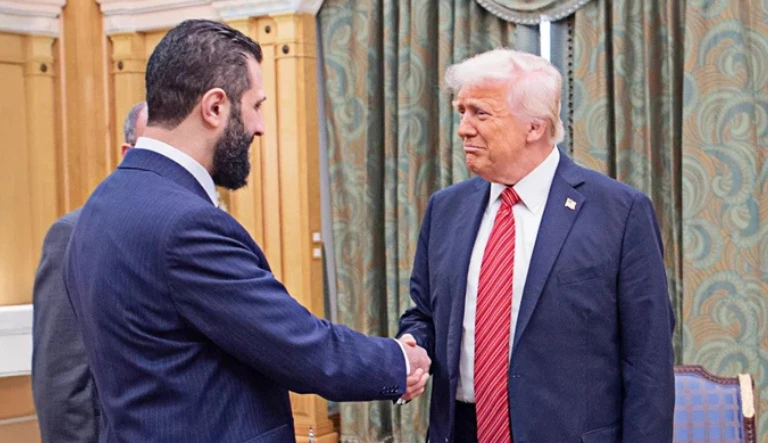 נשיא ארה''ב, דונלד טראמפ, ונשיא סוריה אחמד א-שרע