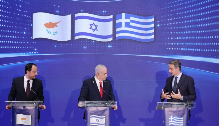 ראש ממשלת יוון, קיריאקוס מיצוטאקיס, ראש הממשלה, בנימין נתניהו,  ונשיא קפריסין, ניקוס כריסטודולידיס | צילום מסך