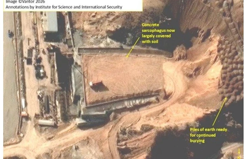 צילום של טליקאן 2 מה-13 בפברואר המציג את המתקן קבור חלקית באדמה