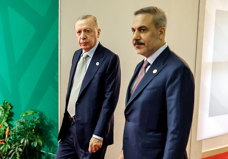 שר החוץ הטורקי, הקאן פידאן, ונשיא טורקיה, רג'פ טאיפ ארדואן, 23 בנובמבר 2025