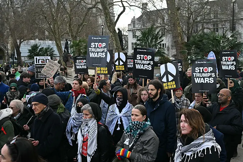 מפגינים בלונדון נגד המלחמה באיראן, 28 בפברואר 2026