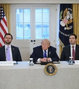 נשיא ארה"ב, דונלד טראמפ, מזכיר המדינה, מרקו רוביו, וסגן הנשיא, ג'יי די ואנס, 9 בינואר 2026