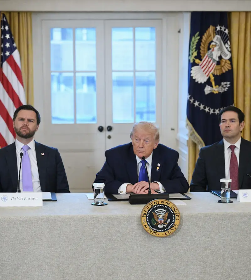 נשיא ארה"ב, דונלד טראמפ, מזכיר המדינה, מרקו רוביו, וסגן הנשיא, ג'יי די ואנס, 9 בינואר 2026