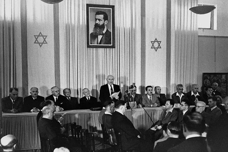דוד בן-גוריון מכריז על הקמת מדינת ישראל, 14 במאי 1948