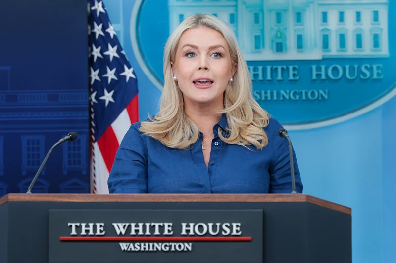 דוברת הבית הלבן, קרוליין לוויט, 8 באפריל 2026