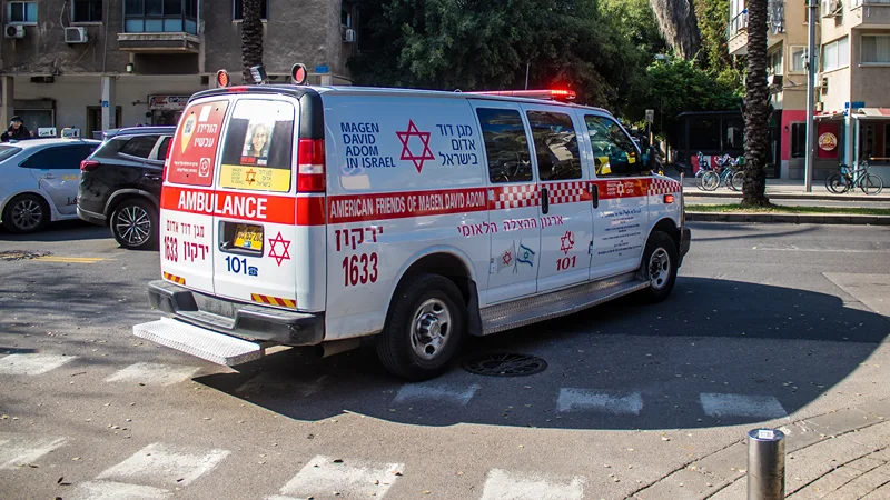 אילוסטרציה, אמבולנס של מגן דוד אדום