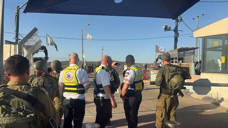 כוחות ביטחון והצלה בזירת הפיגוע