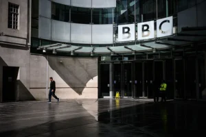 משרדי BBC בלונדון, 16 באפריל 2026