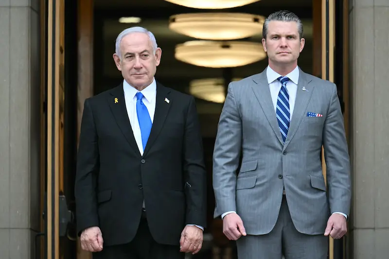 ראש הממשלה, בנימין נתניהו, ושר המלחמה האמריקני, פיט הגסת', בפנטגון בוושינגטון, 5 בפברואר 2025